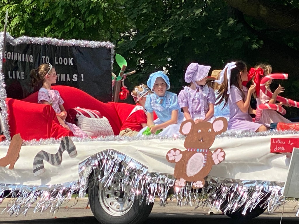 TCAPS’ Eleven Floats Shine at National Cherry Festival&nbsp;Parades